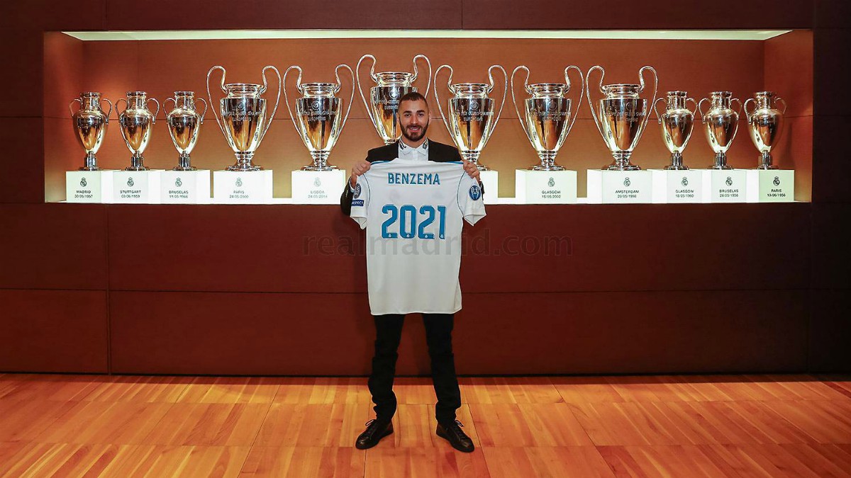 Benzema, después de firmar su nuevo contrato hasta 2021.