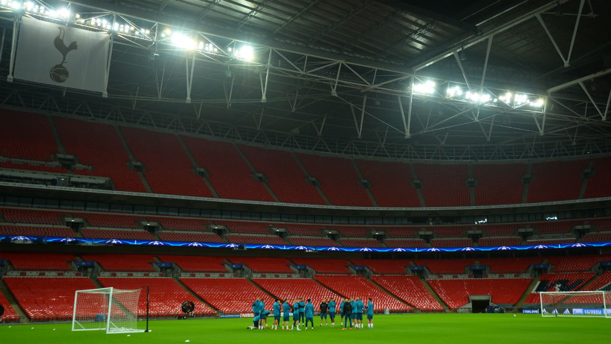 El Real Madrid entrenándose en Wembley. (AFP)