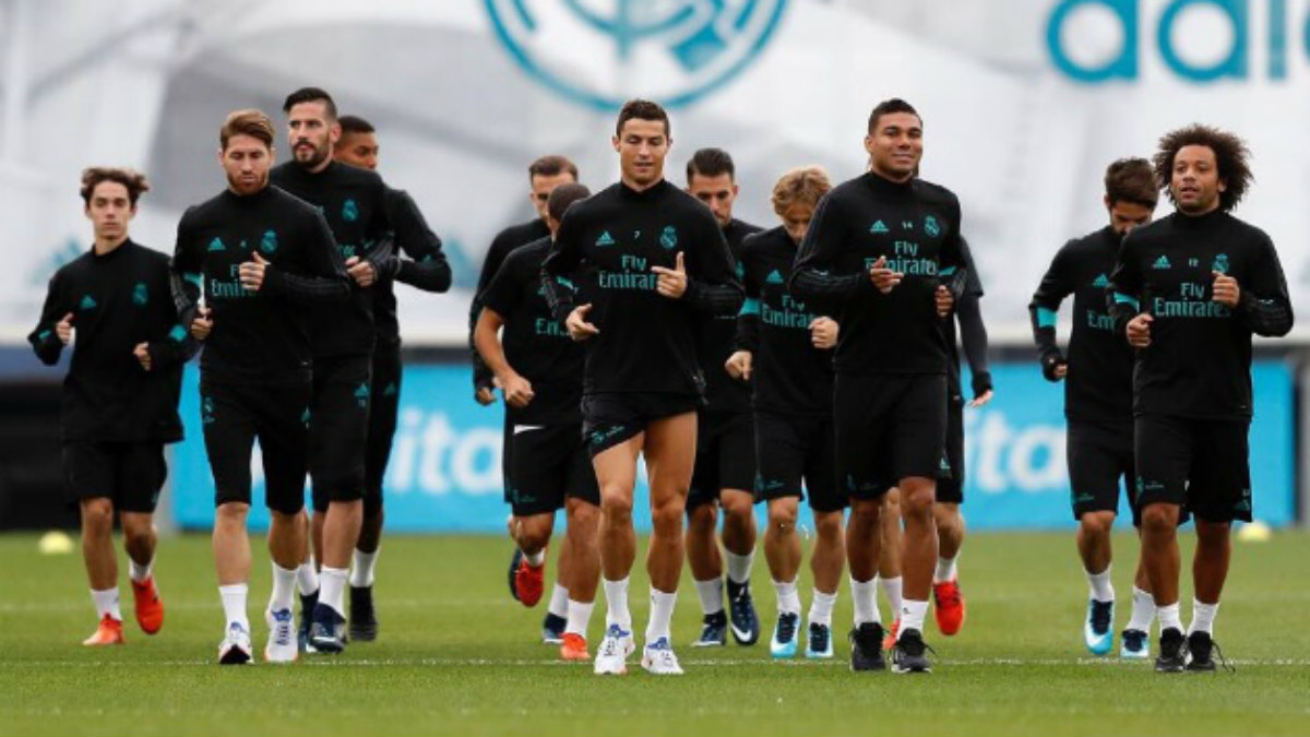 El Real Madrid durante el entrenamiento del jueves, en una foto publicada por Marcelo (Twitter).