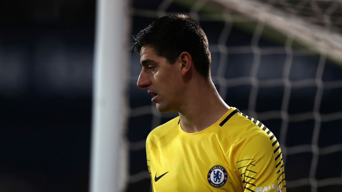 Courtois, en un partido reciente del Chelsea (Getty).