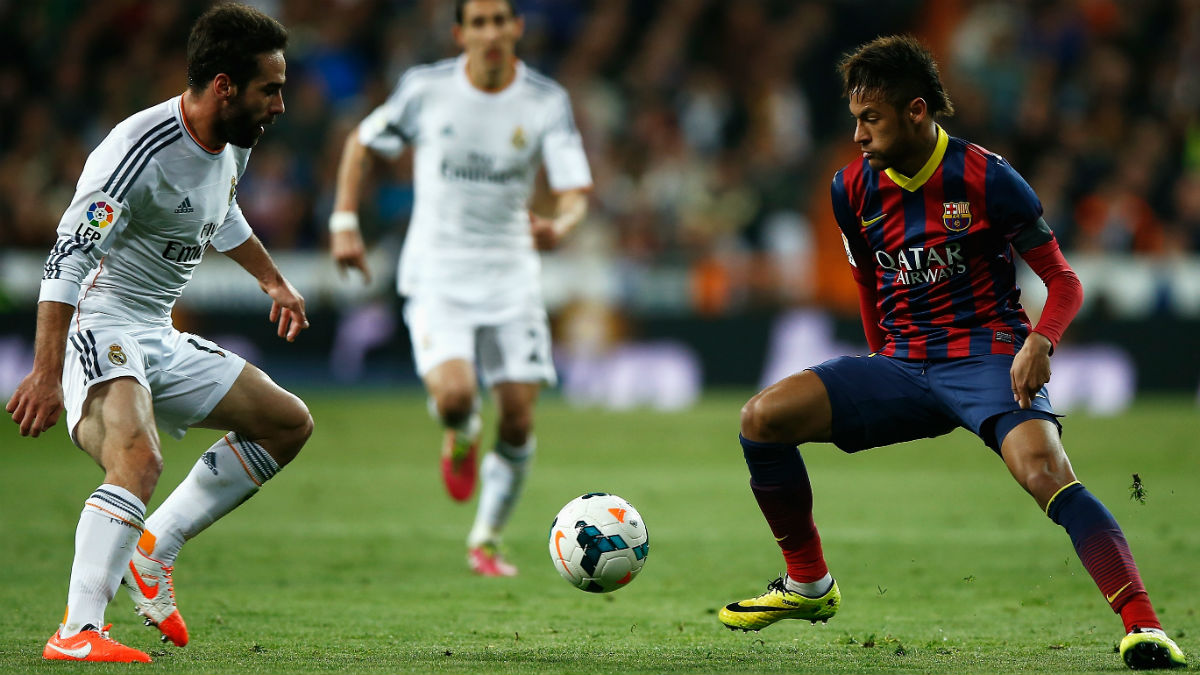 Neymar encara a Carvajal en un Real Madrid-Barça. (Getty)