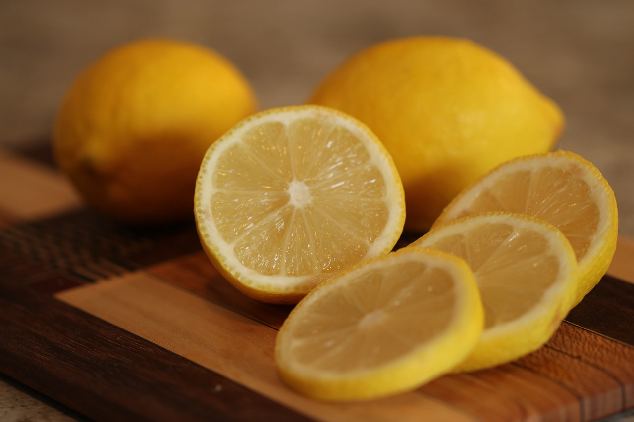 Salmón escalfado: Limón