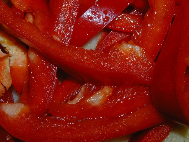 Fusilli tricolor con queso y tomates cherry