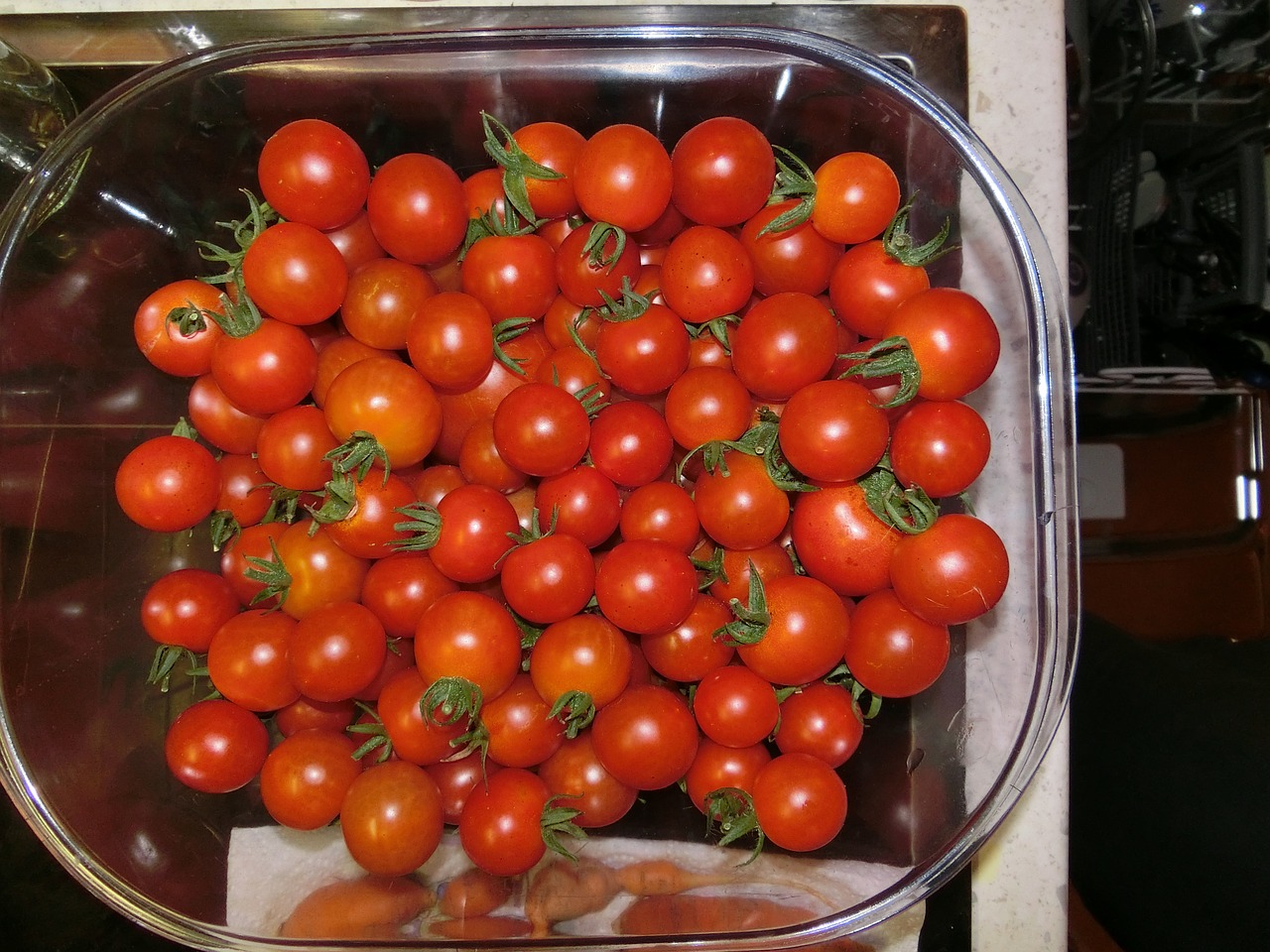 Tomates cherry al horno con ajos