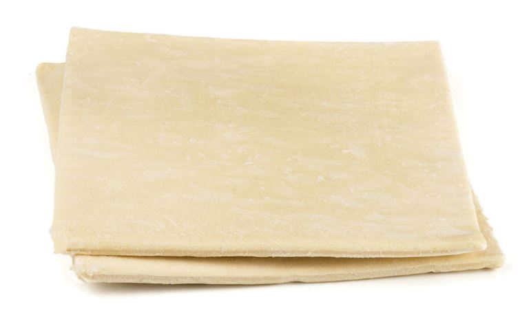 Empanada de beicon queso y dátiles