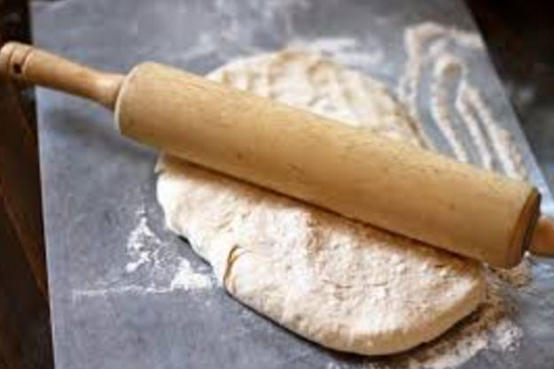 Palitos de pan con orégano y queso