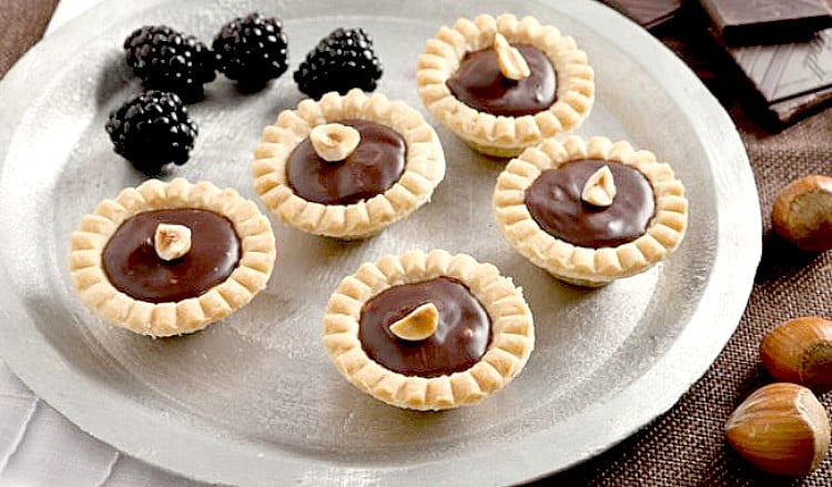 Tartaletas rellenas de chocolate