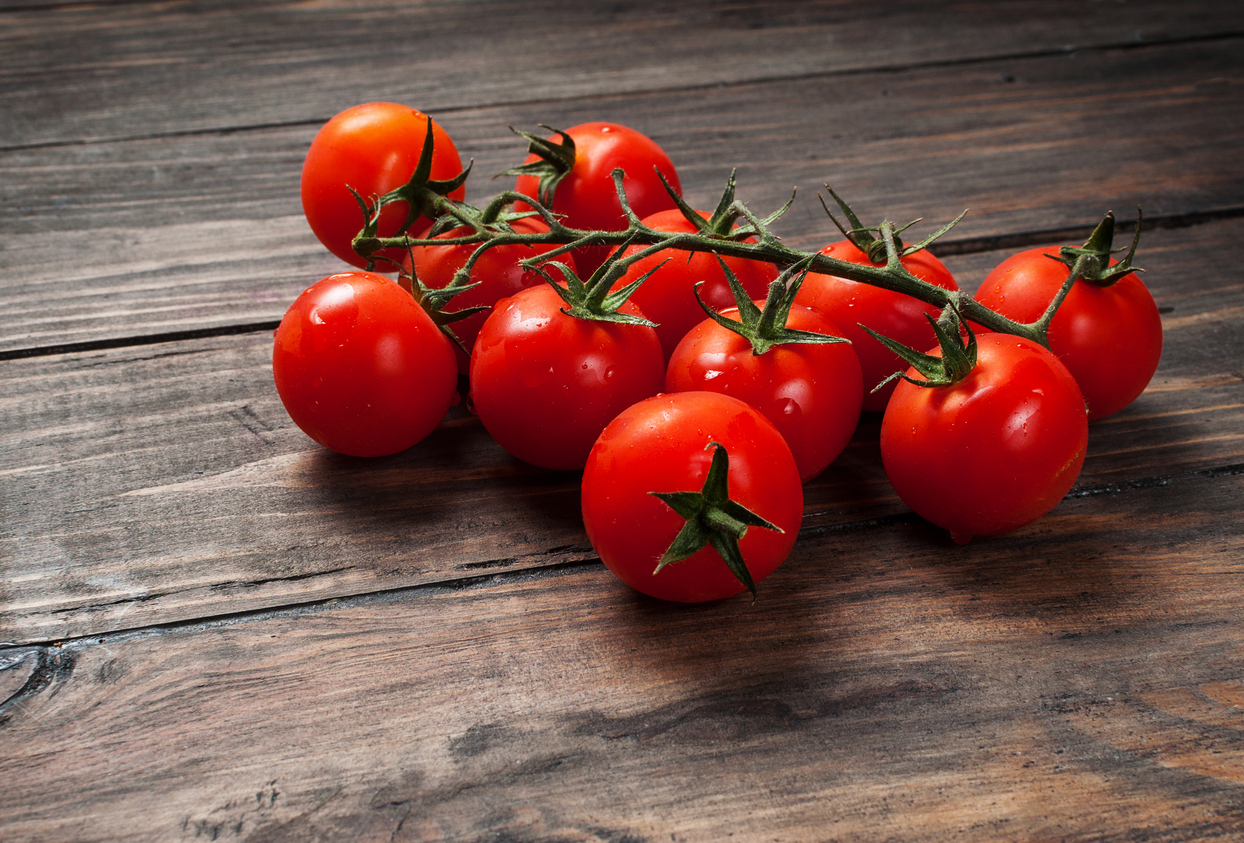Ensalada de palmito y tomates cherry