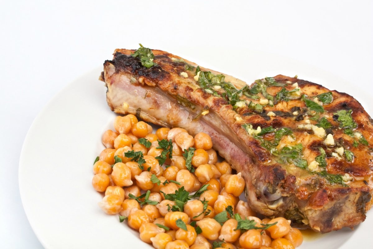 Chuletas de lomo al horno al estilo mexicano