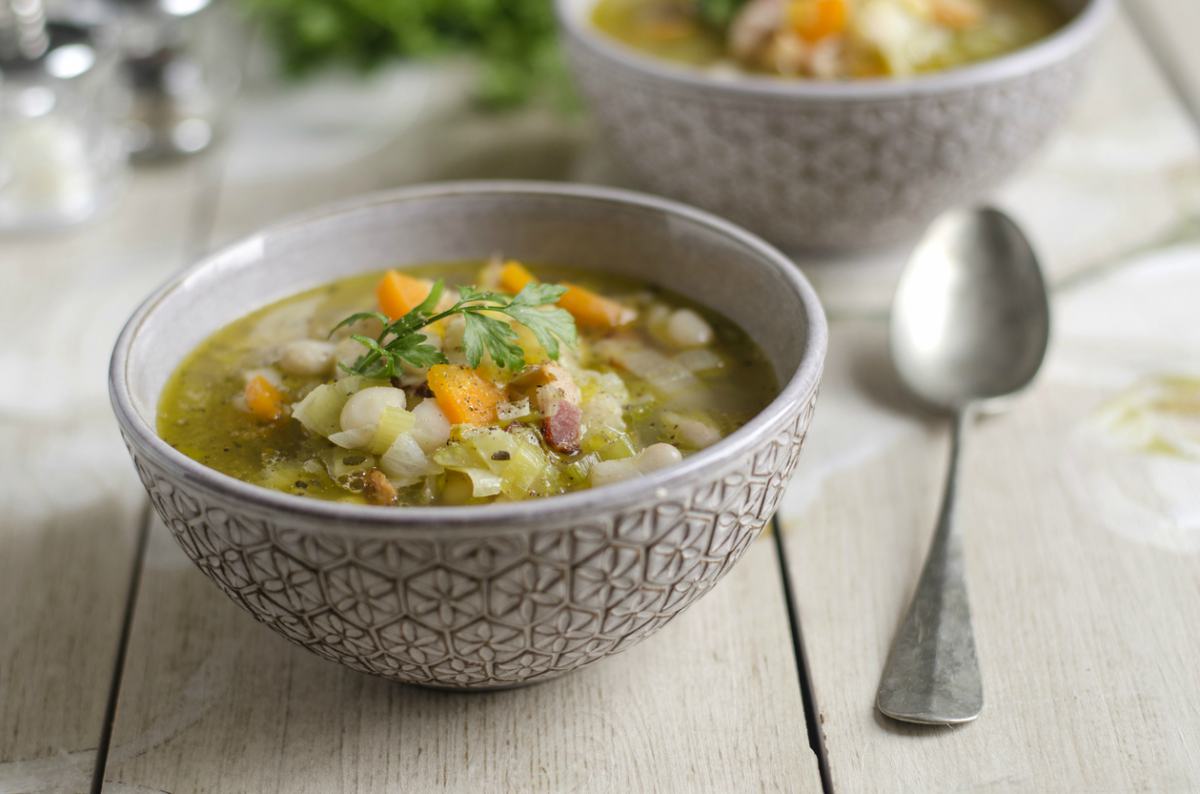 Receta de sopa de legumbres casera