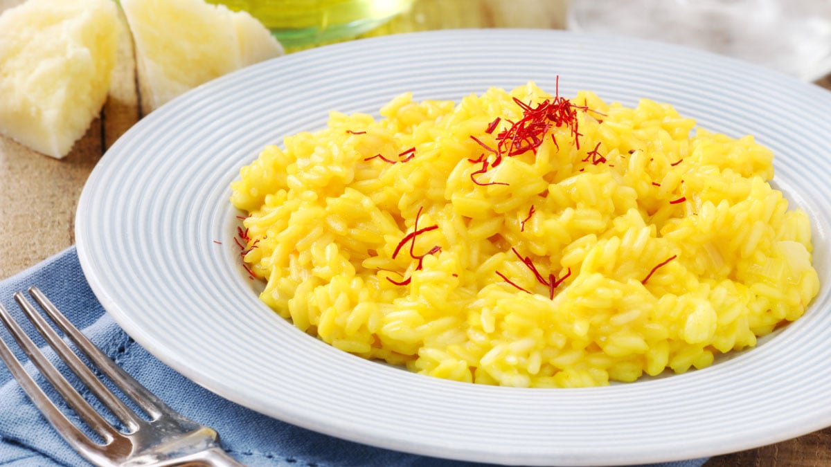 Risotto al azafrán en olla arrocera