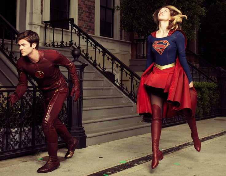 Finalmente SI habrá crossover entre 'The Flash' y 'Supergirl'