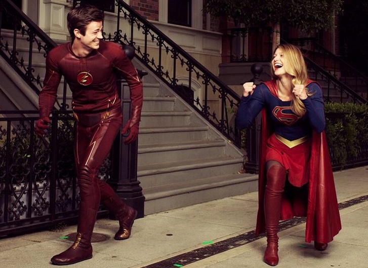 ¿Quién ganaría en una carrera entre 'The Flash y 'Supergirl'?