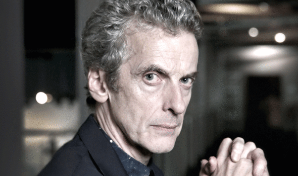 Peter Capaldi no se despedirá tan pronto en Doctor Who