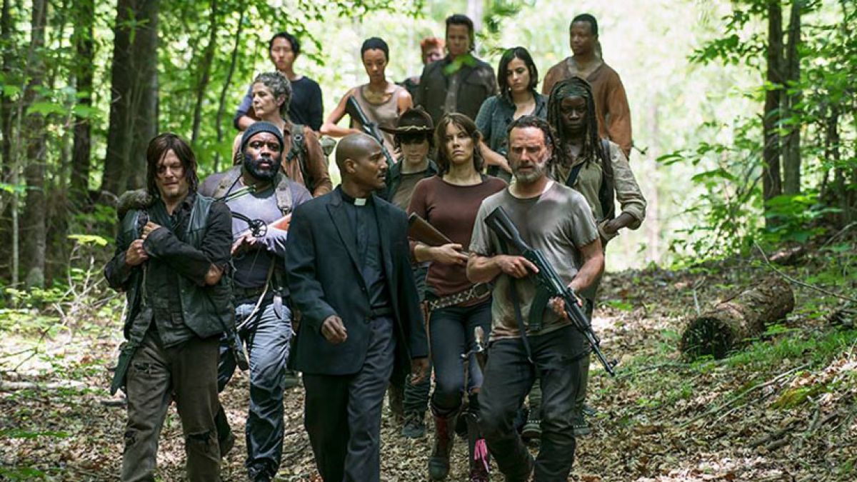 The Walking Dead: dos actores sobreviven y firman por la temporada 8