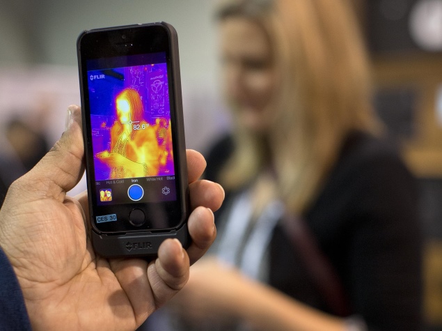 Flir One, un dispositivo que convertirá tu smartphone en una cámara de visión térmica