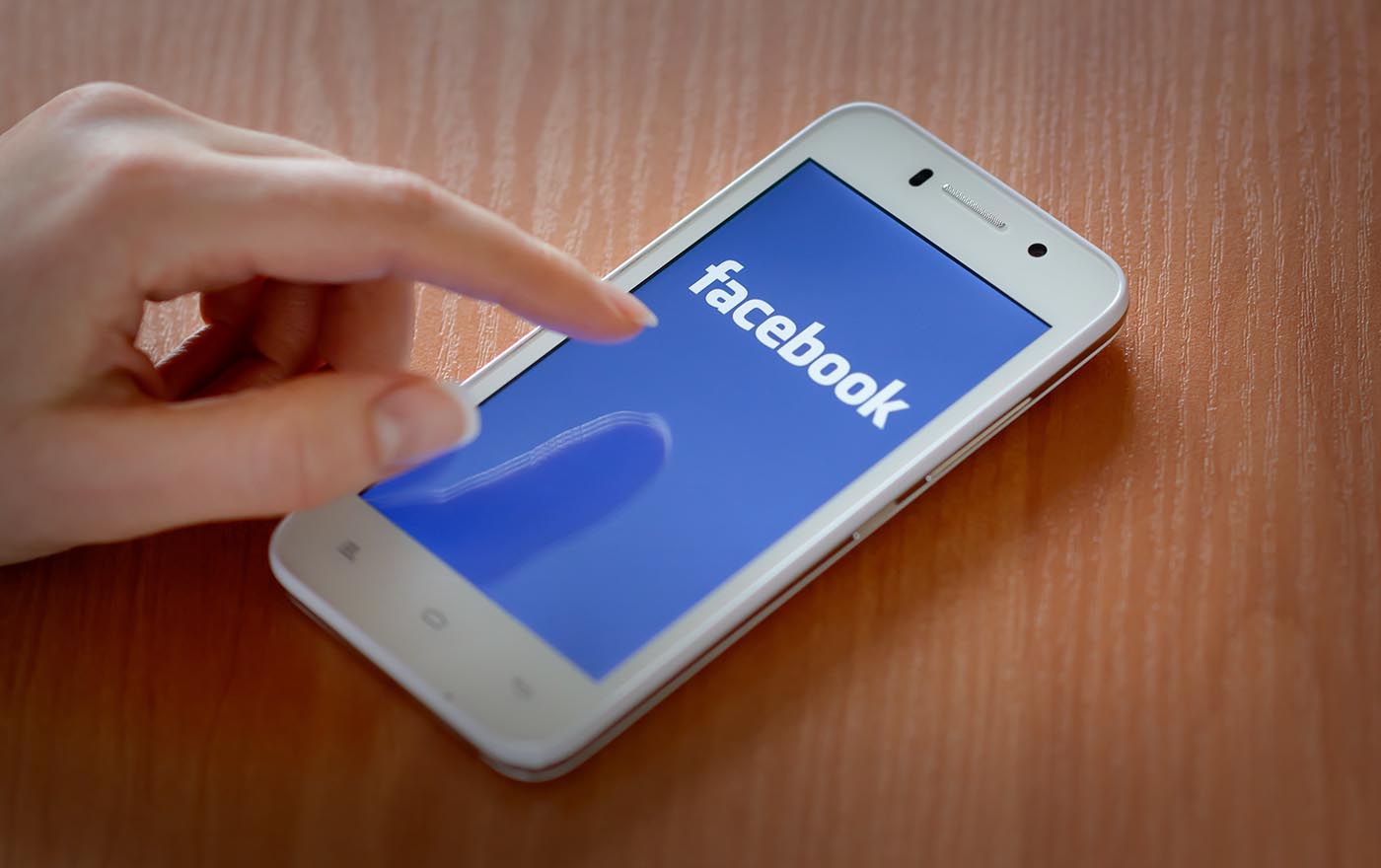 Facebook tiene ya 1.500 millones de usuarios activos