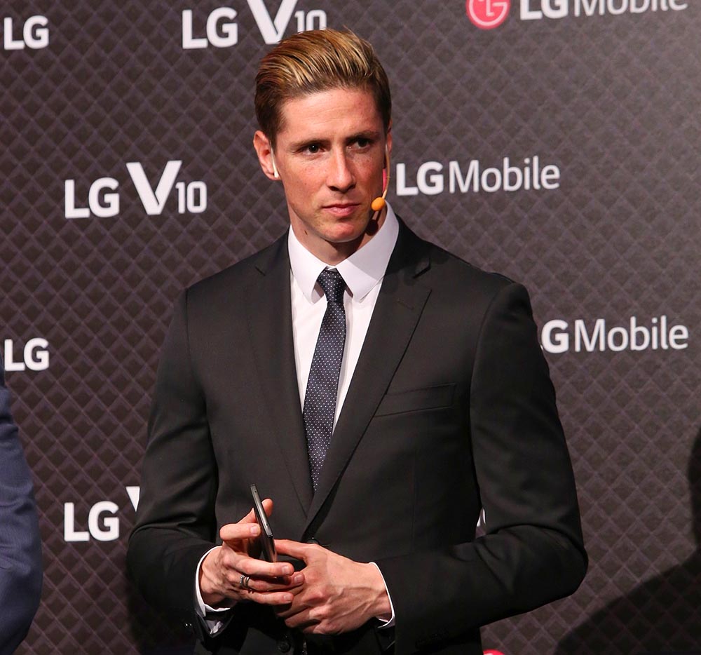 LG Presentacion V10 y Fernando Torres -1