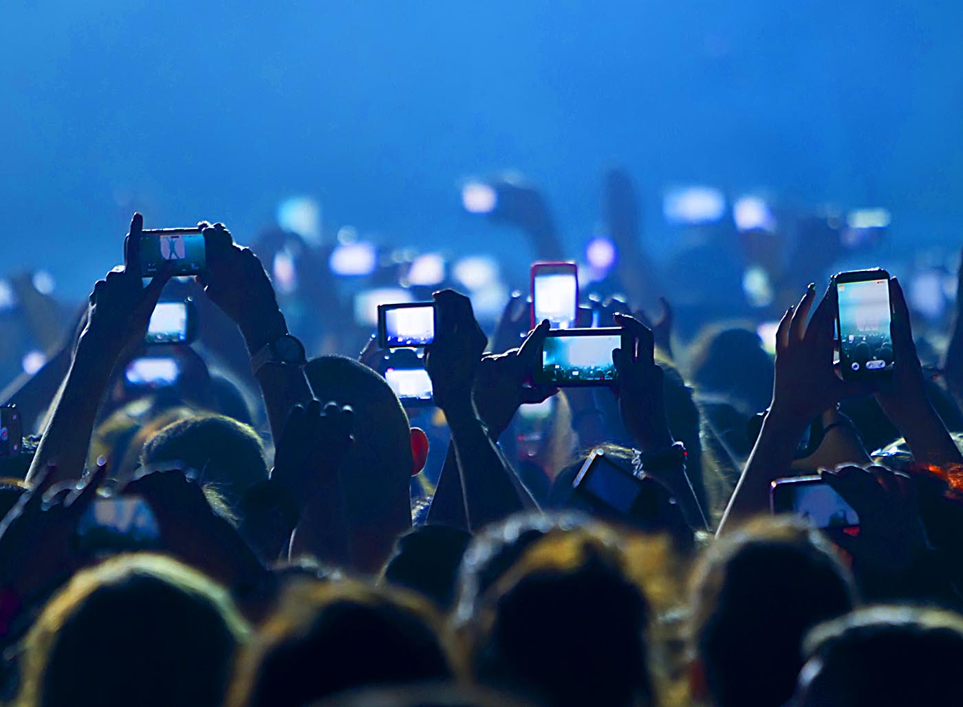 Apple bloqueará la cámara del iPhone para que no grabes vídeos en conciertos