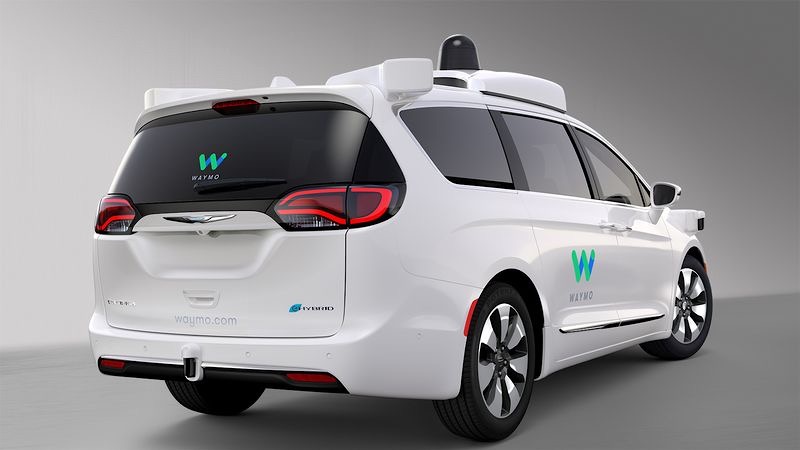 Waymo (Google) ya prueba sus vehículos autónomos con pasajeros reales