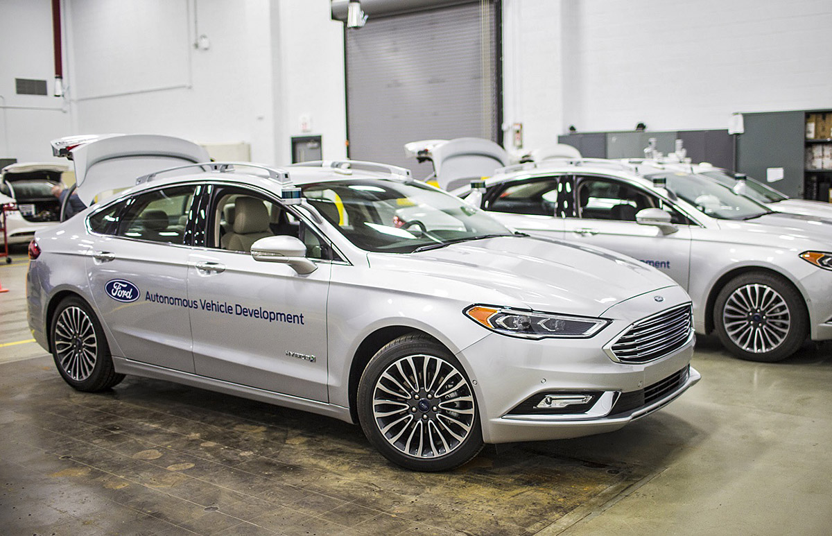 Ford presenta su nueva generación de vehículos autónomos