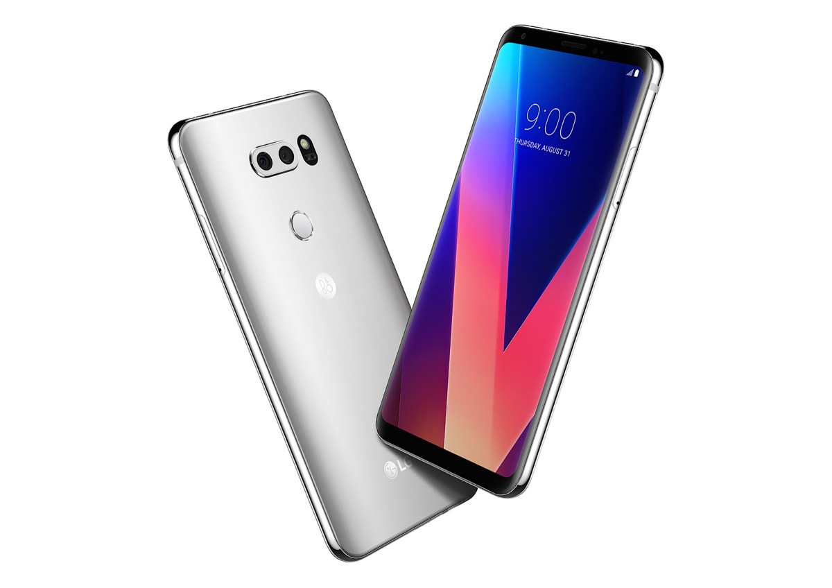 El LG V30 estará a la venta en nuestro territorio a partir del 15 de diciembre a un precio oficial de 899 euros.