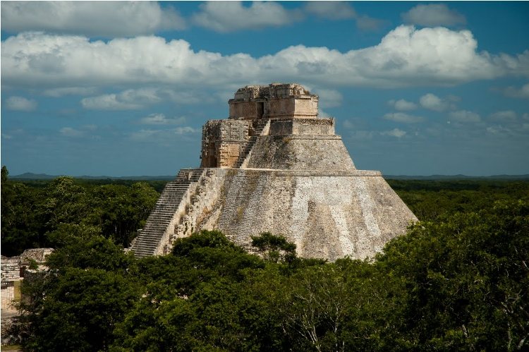 Uxmal mayas