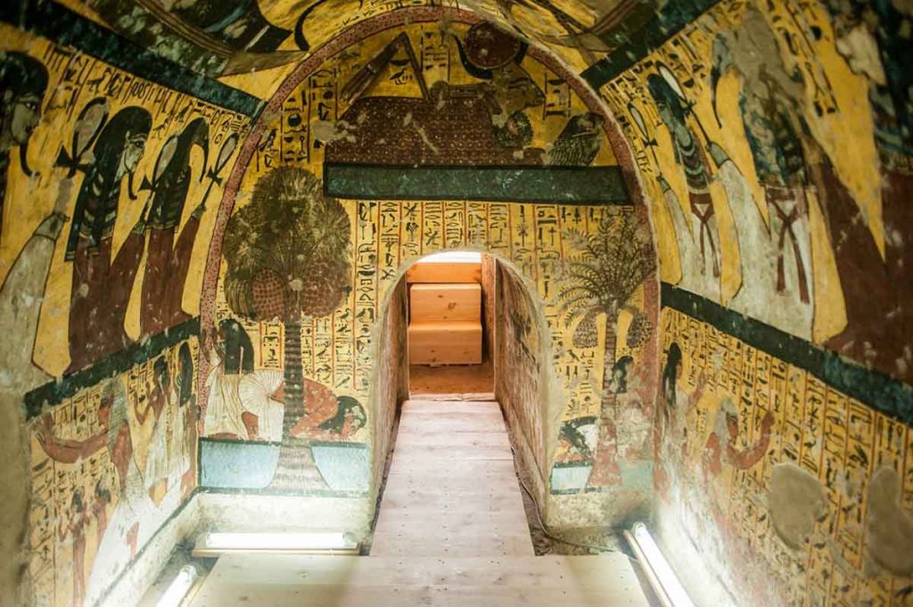 Egipto reabre cuatro tumbas tras su restauración