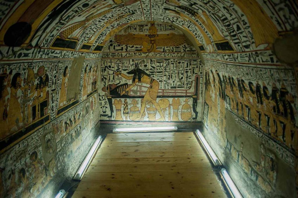 Egipto reabre cuatro tumbas tras su restauración
