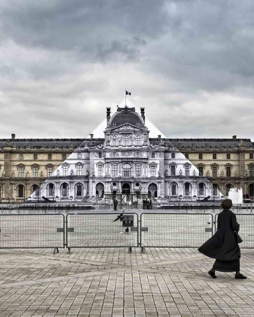 ¿Dónde está el Louvre? ¡Ha desaparecido!