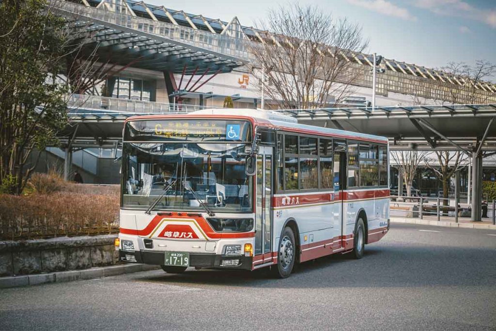 Guía para coger un autobús en Japón