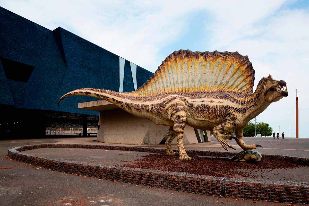 El Spinosaurus te espera en Barcelona