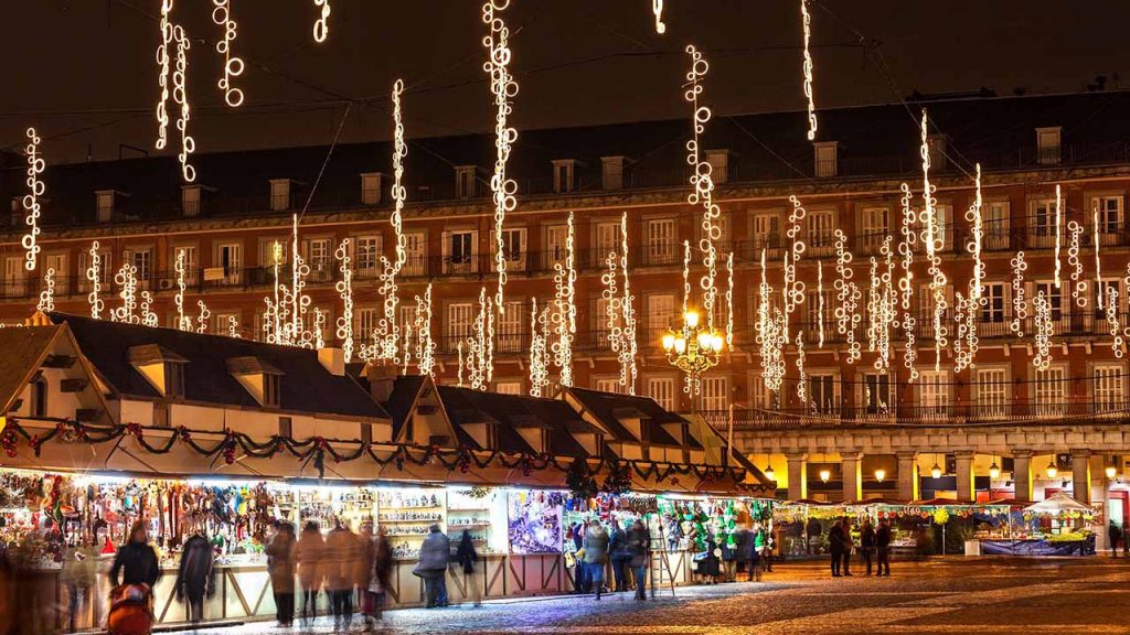 5 planes para disfrutar de las luces de Navidad en España - Madrid - Weekendesk