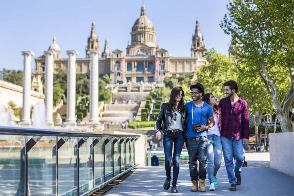 ¿Qué ciudades españolas prefieren los extranjeros para pasar la Semana Santa 2017?