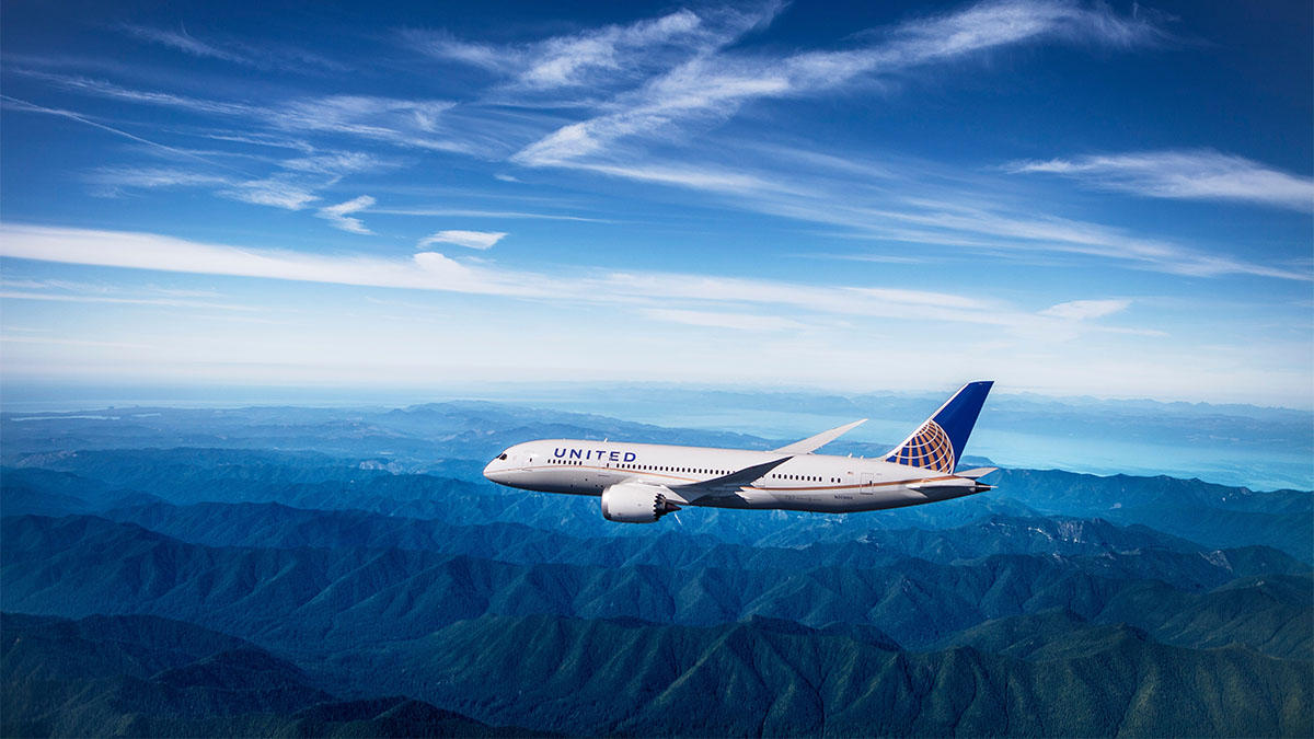 United Airlines cambia sus políticas tras el escándalo por el overbooking
