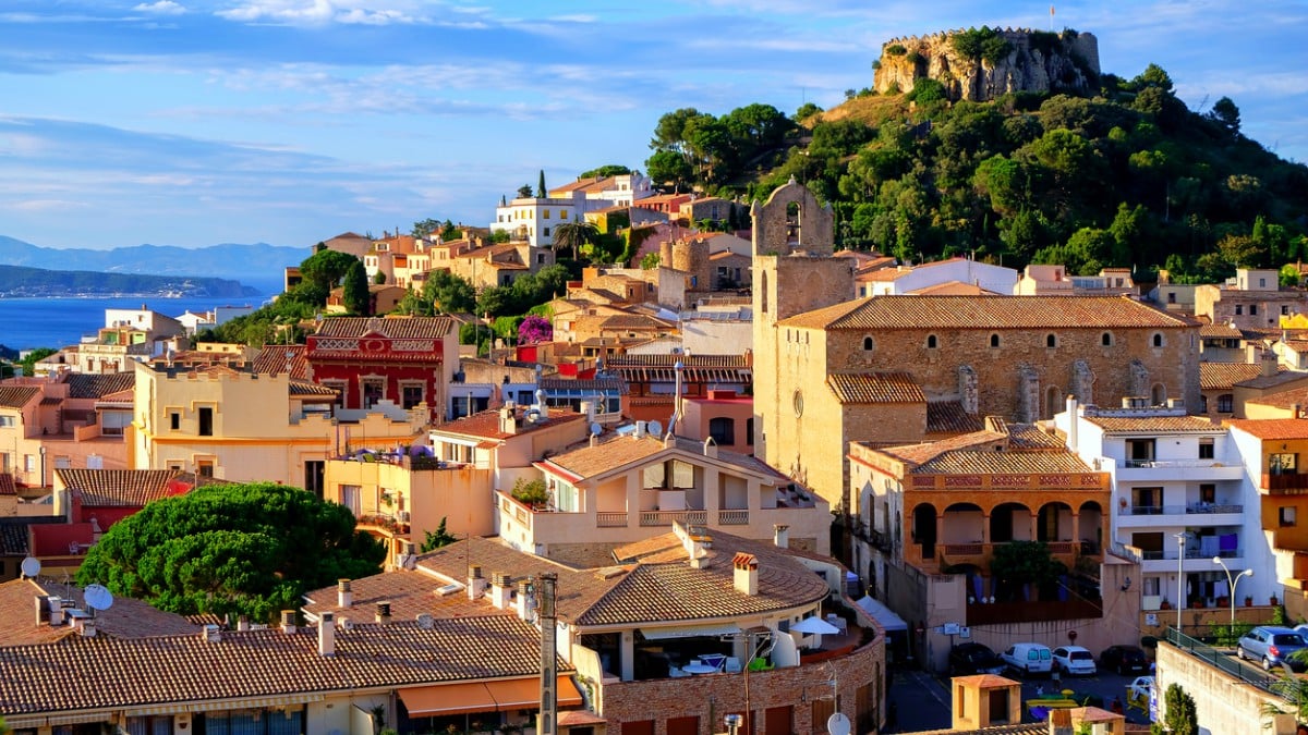 Los lugares más increíbles del pueblo bonito de Girona.