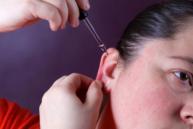 Remedios caseros para quitar la cera de los oídos de forma natural