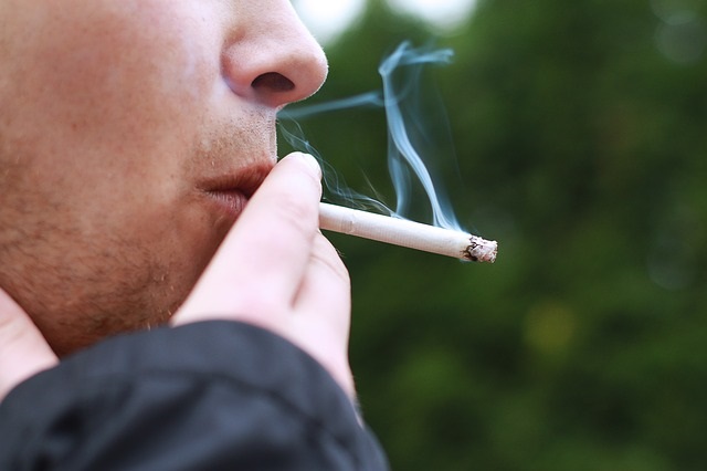 El tabaco provoca la muerte de casi 3.000 fumadores pasivos en España