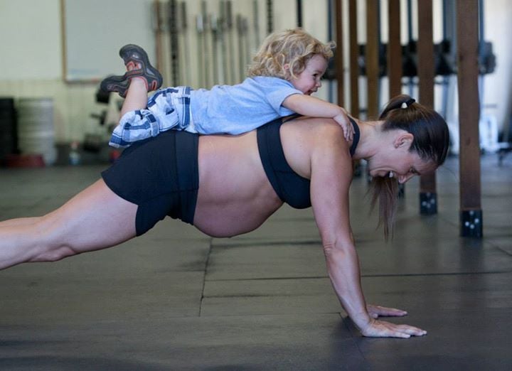 La moda de las embarazadas adictas al fitness