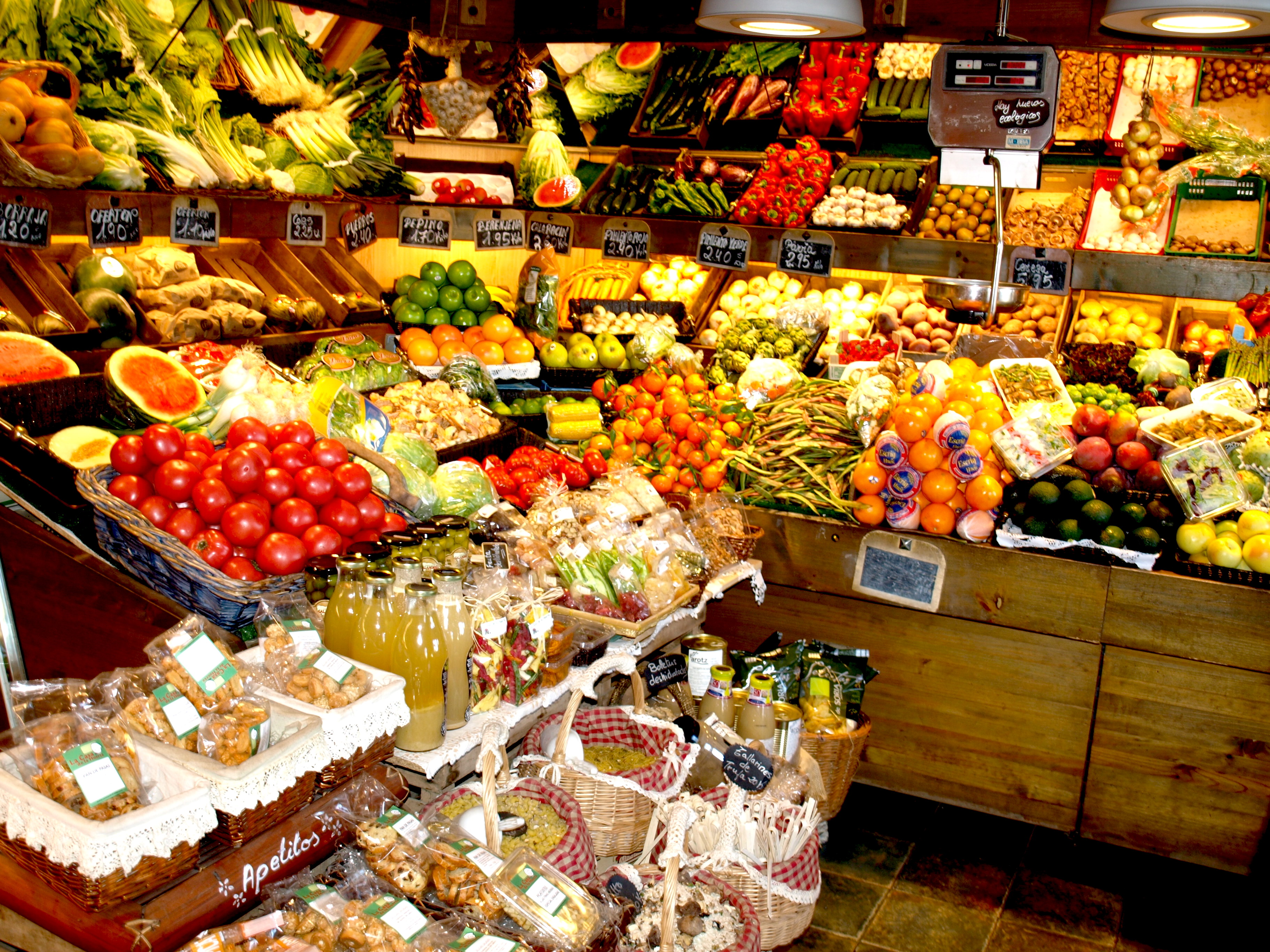 Las tiendas tradicionales fomentan los buenos hábitos de salud