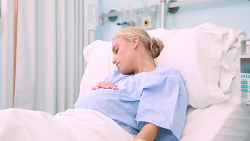 Los hospitalizados que duermen menos de 5 horas tienen más posibilidades de morir