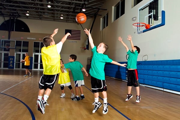 Aprecian un aumento de las lesiones de rodilla en niños