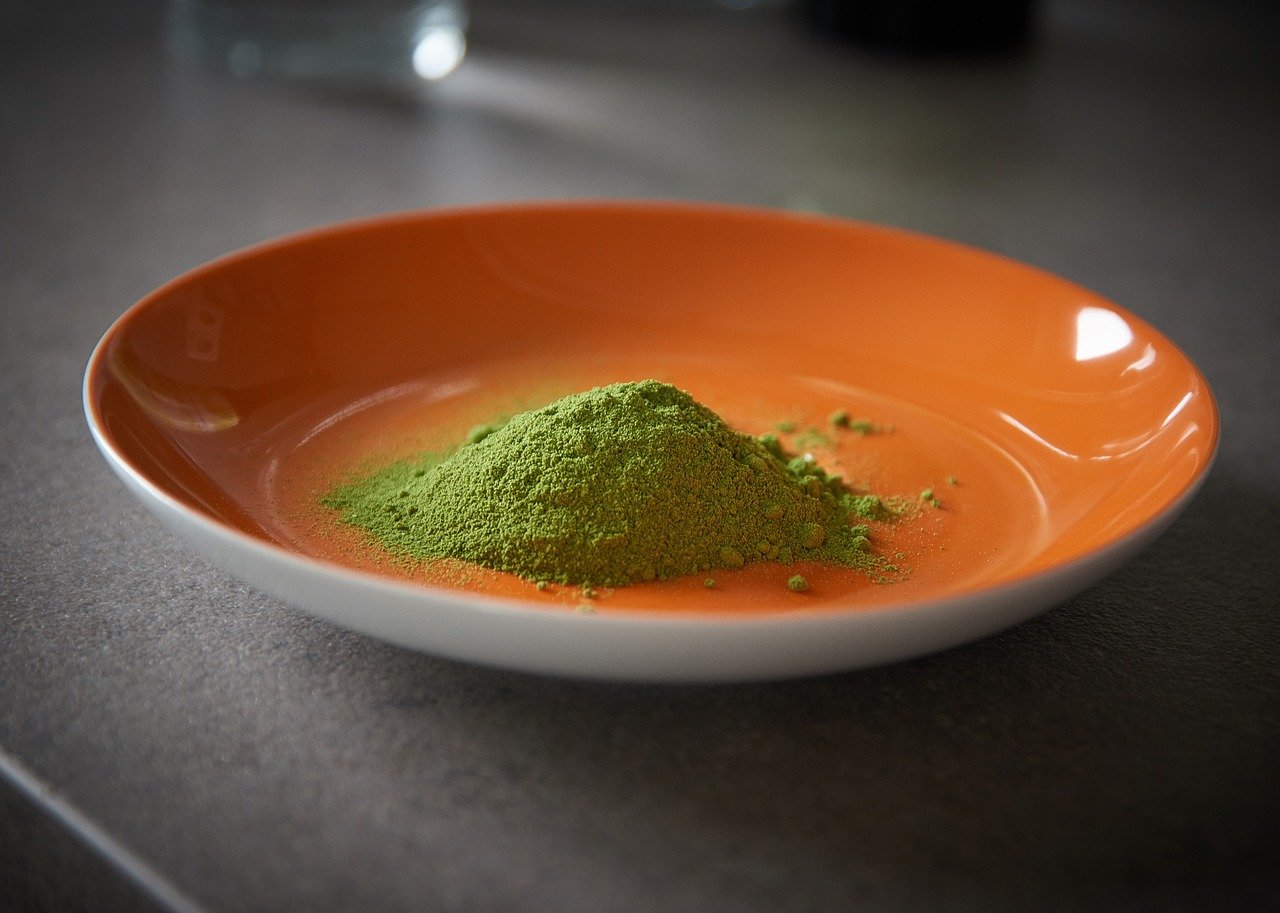 Cómo usar la moringa para tratar la hipertensión