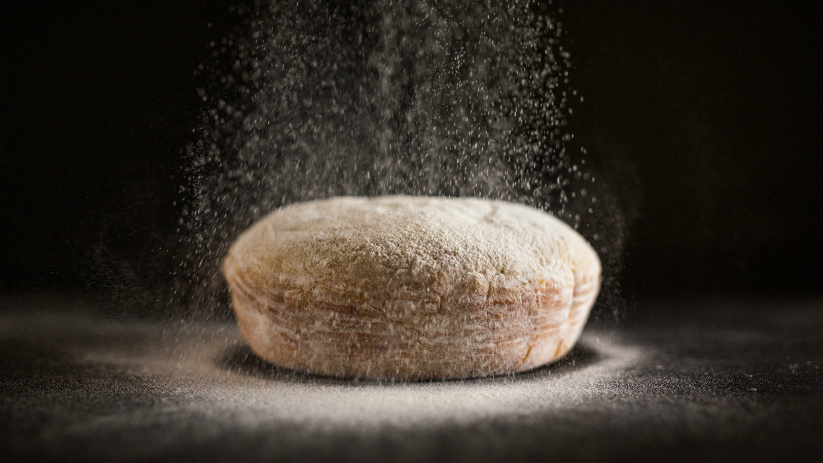 El pan blanco es un alimento compuesto de harinas refinadas