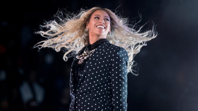 Beyoncé reina las redes sociales tras posar desnuda y anunciar su embarazo