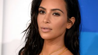 Kim Kardashian está poniendo en práctica un nuevo método para perder el peso ganado durante su último embarazo. / Gtres