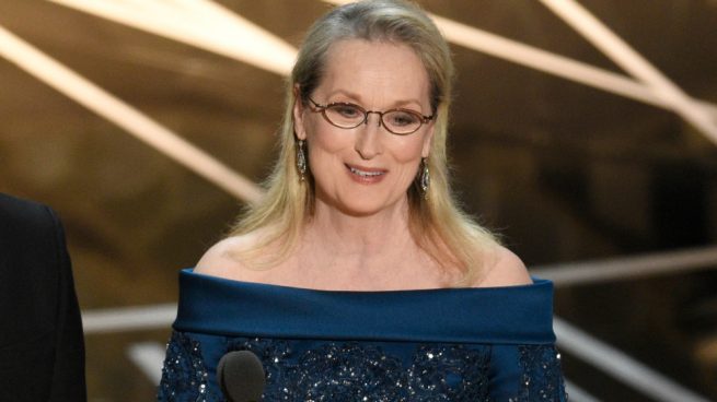 Meryl Streep Oscar 2017 Karl Lagerfeld