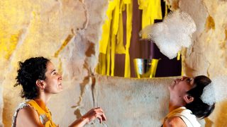Teatralia acerca las artes escénicas al público más joven / Sin palabras (se las llevó el aire) / Teatralia
