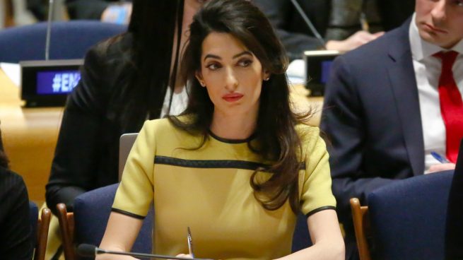 Amal Almuddin Clooney Estilo Premamá Bottega Veneta