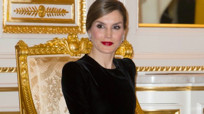 Reina Letizia Looks Japón